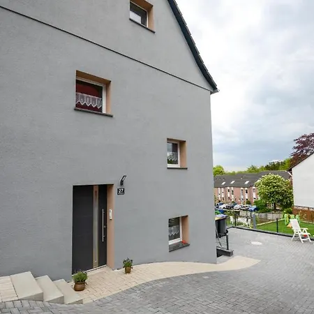 Naehe Essen Duesseldorf דירה